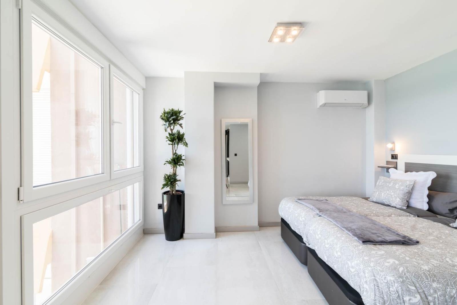 Apartament Deluxe Supreme Malaga Zewnętrze zdjęcie