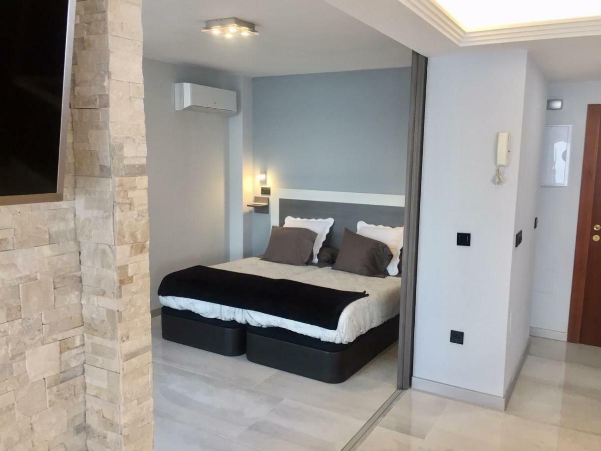 Apartament Deluxe Supreme Malaga Zewnętrze zdjęcie