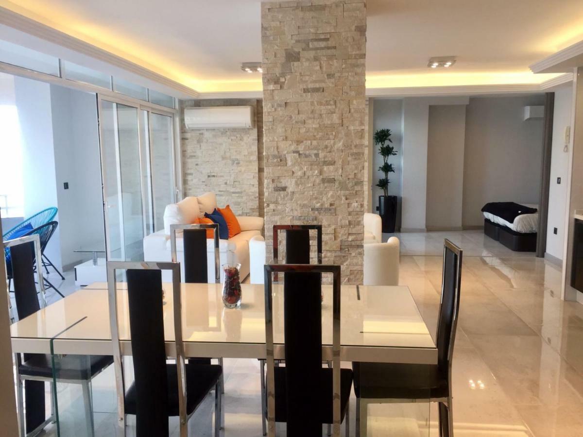 Apartament Deluxe Supreme Malaga Zewnętrze zdjęcie